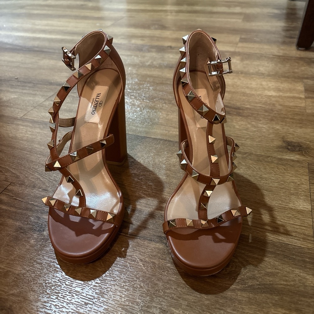 Mario Valentino Brown Studded Heels - Picture 2 of 4
